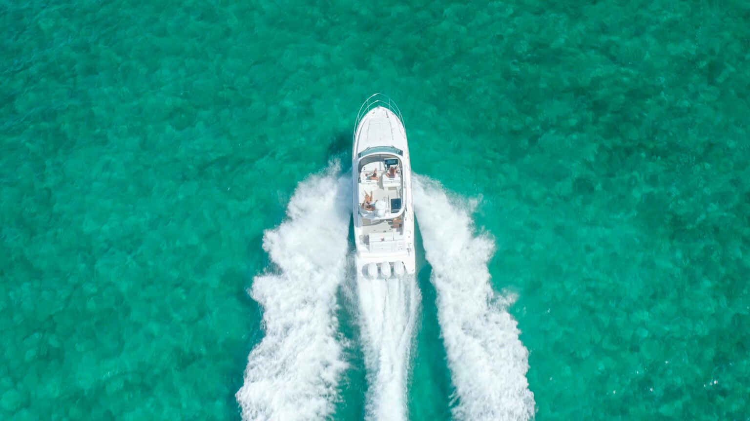 38FXO-OutboardPower-1536x864