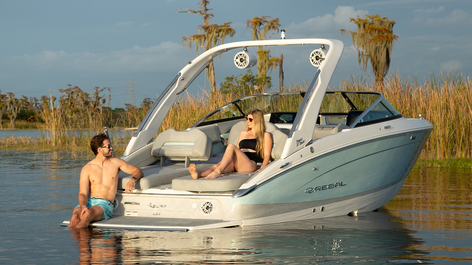 regal-sport-boat-strongs-marine